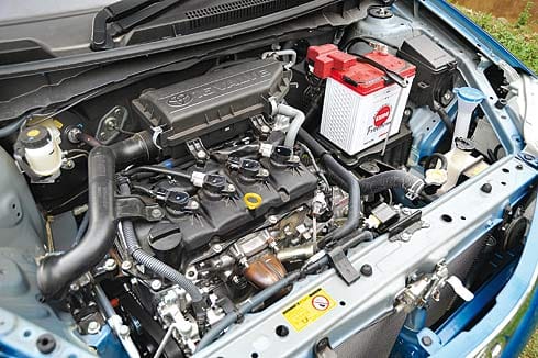 2011 Toyota Etios Liva - Image 4