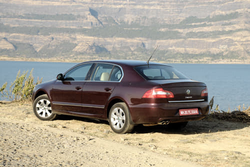 Skoda Superb 1.8