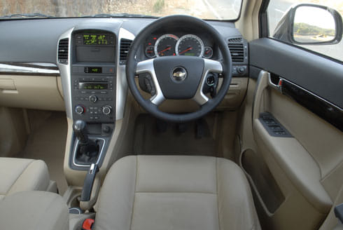 Chevrolet Captiva A/T - Image 1