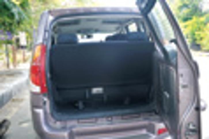 Mahindra Xylo E8 (Old) Mahindra Xylo E8 (Old)