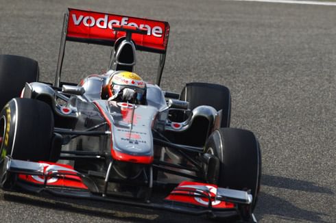 Hamilton wins thrilling Chinese GP 