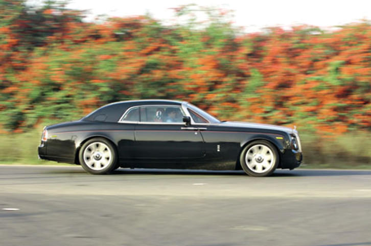 Rolls Royce Phantom Coupe (Old) Rolls Royce Phantom Coupe (Old)