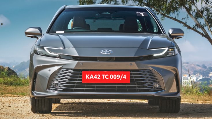2025 Toyota Camry front