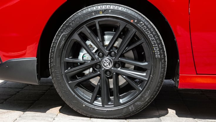 Toyota Camry Sprint wheel