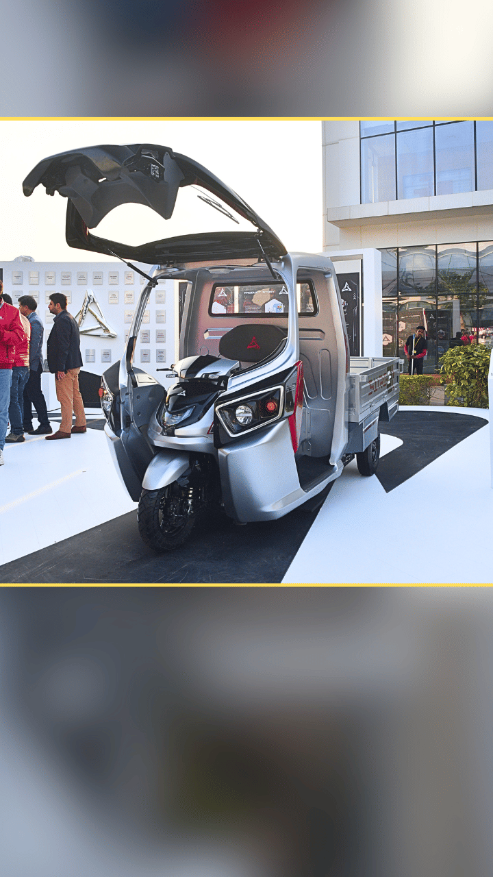 Surge S32 in pictures | Autocar India