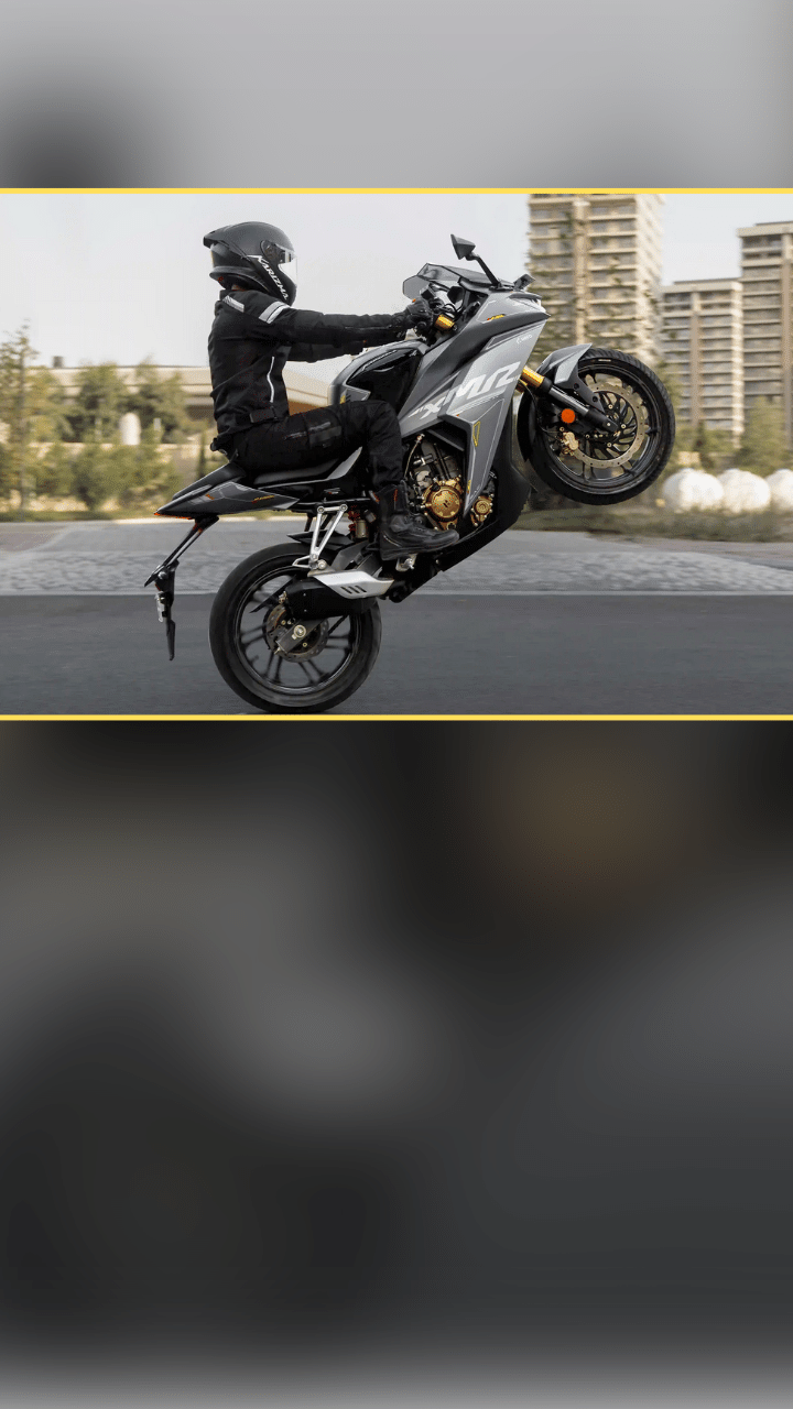 Hero Karizma XMR updated with USD fork and 4.2-inch TFT in pictures, price, colours