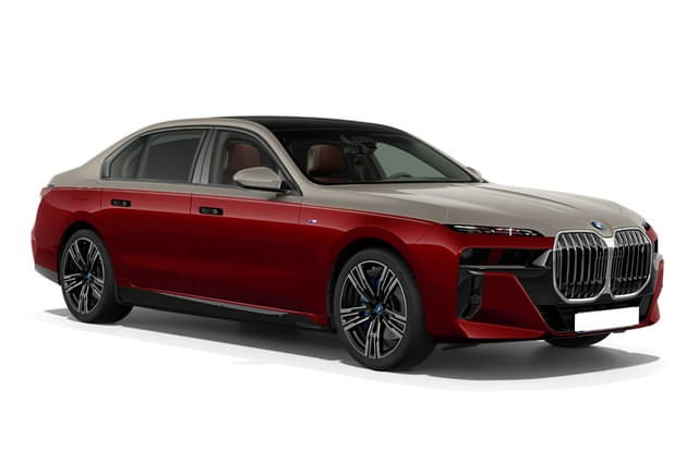 BMW i7