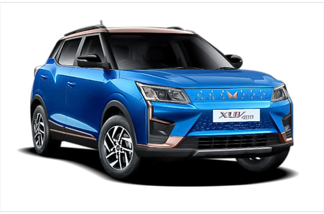Mahindra XUV400 Images